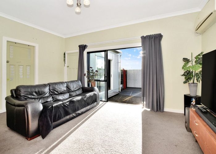  at 77B Eversham Road, Mount Maunganui, Mount Maunganui