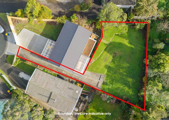  at 8A Surat Place, Glen Eden, Waitakere City, Auckland