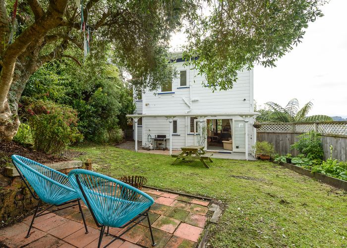  at 19 Devon Street, Aro Valley, Wellington