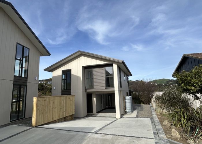  at 9A Barque Crescent, Whitby, Porirua, Wellington
