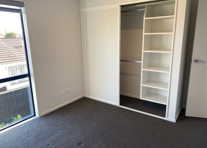  at 2/515 Worcester Street, Linwood, Christchurch