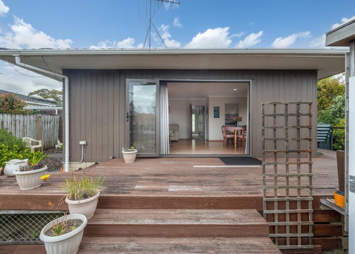  at 1/28 Highland Park Drive, Highland Park, Auckland