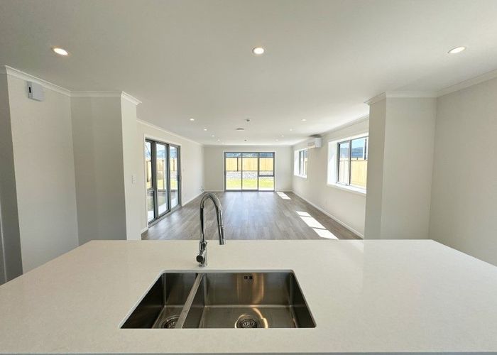  at 91 Cynisca Crescent, Wallaceville, Upper Hutt