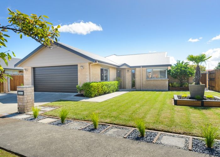 Free property data for 7 Walnut Grove, Kelvin Grove, Palmerston North homes.co.nz
