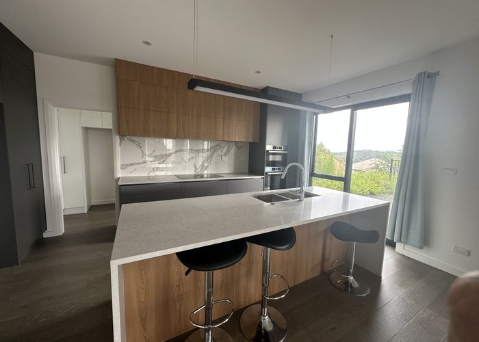  at 2 Anehu Place, Greenhithe, North Shore City, Auckland