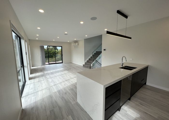  at 4A Tudor Place, Mairangi Bay, North Shore City, Auckland