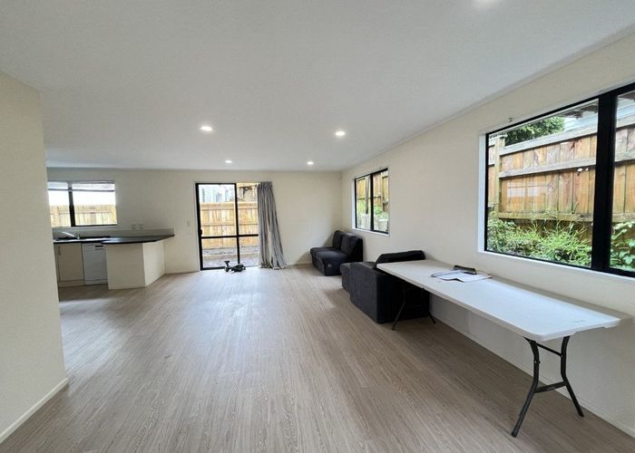  at 17A Bond Crescent, Forrest Hill, North Shore City, Auckland