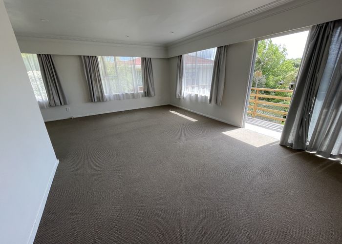  at 1/11 Marydale Drive, Mount Roskill, Auckland