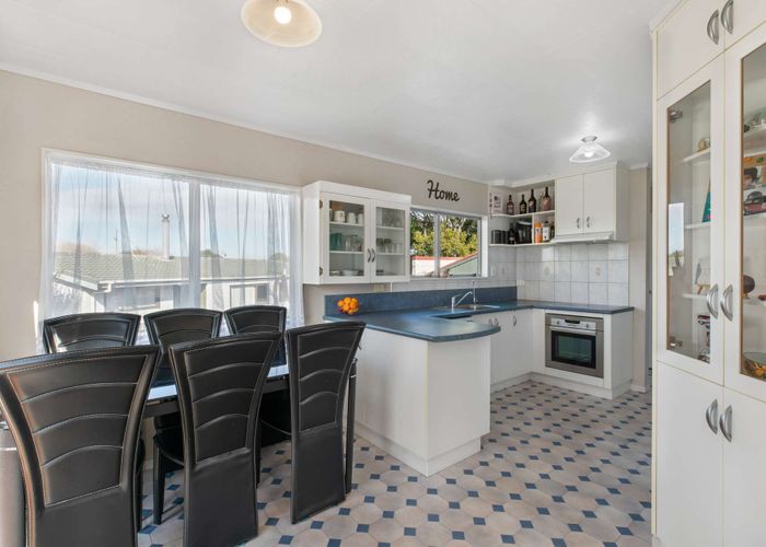  at 18 Riverside Drive, Waiuku, Waiuku