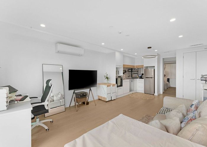  at 104/64 Great South Road, Epsom, Auckland City, Auckland