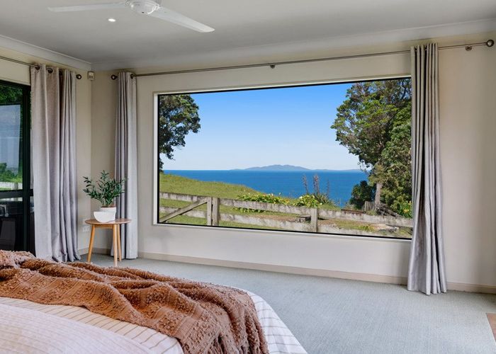  at 987 Hibiscus Coast Highway, Waiwera, Rodney, Auckland