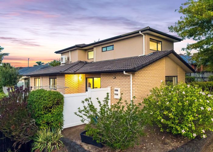 at 15A Lake Panorama Drive, Henderson, Waitakere City, Auckland