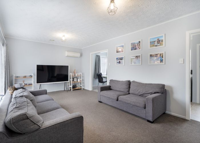  at 17 Mountbatten Grove, Clouston Park, Upper Hutt, Wellington