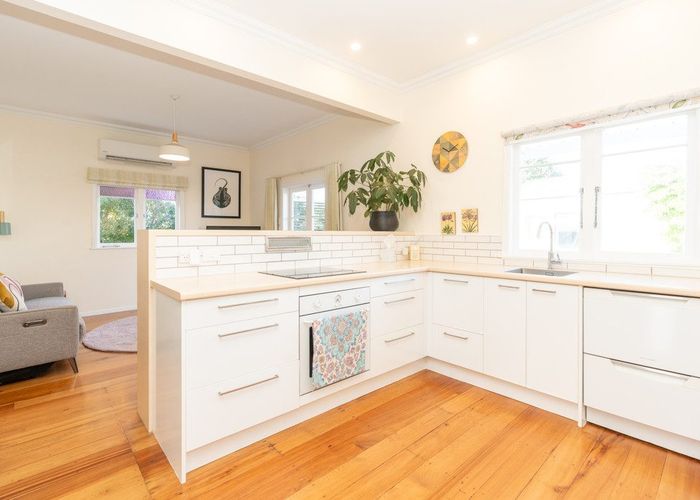  at 38 East Street, Claudelands, Hamilton