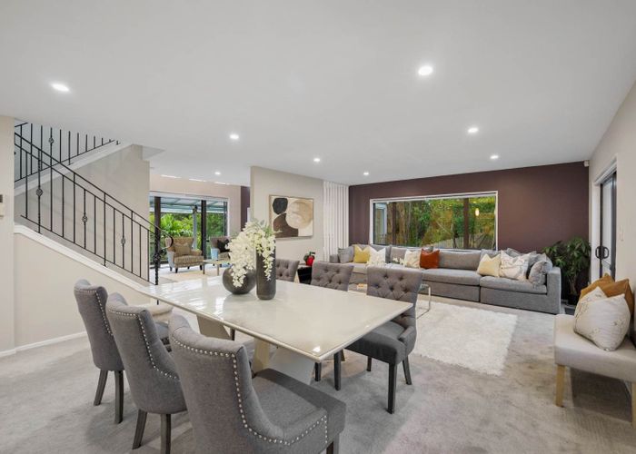  at 17 Lakeridge Close, Northcross, North Shore City, Auckland