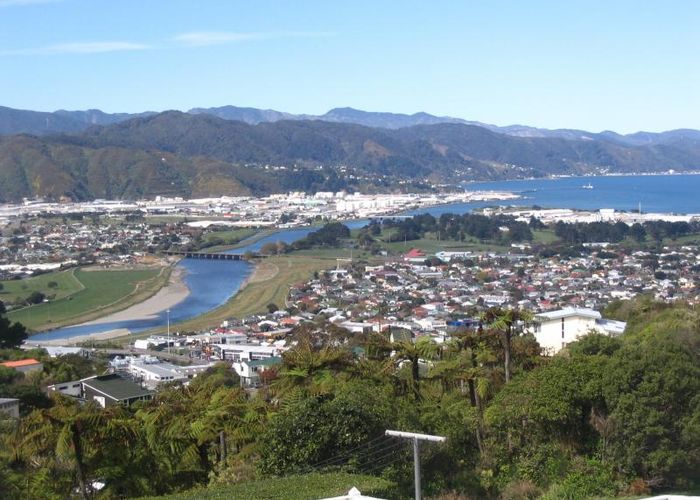  at 24 Pekanga Road, Normandale, Lower Hutt