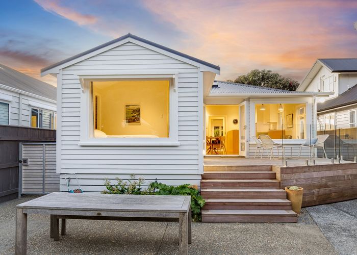  at 73 Oroua Street, Eastbourne, Lower Hutt, Wellington