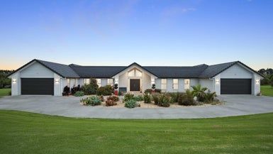  at 66 Bushlake Way, Papakura