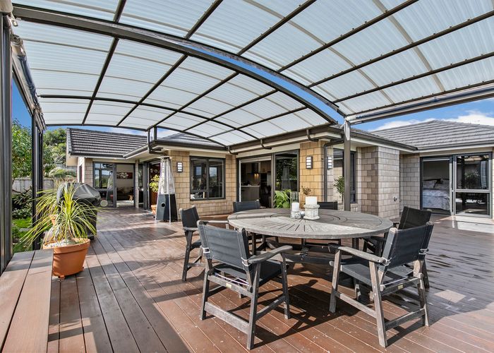  at 22 Pescara Point, Karaka, Papakura