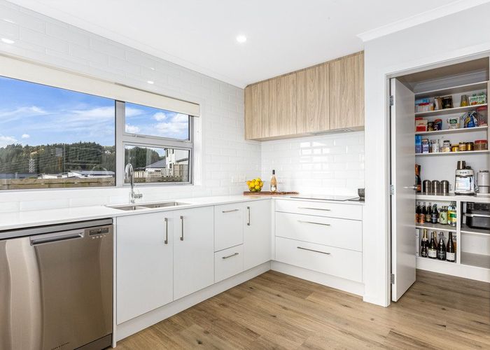  at 174 Navigation Drive, Whitby, Porirua, Wellington