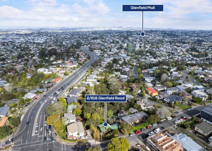  at 2/618 Glenfield Road, Bayview, Auckland