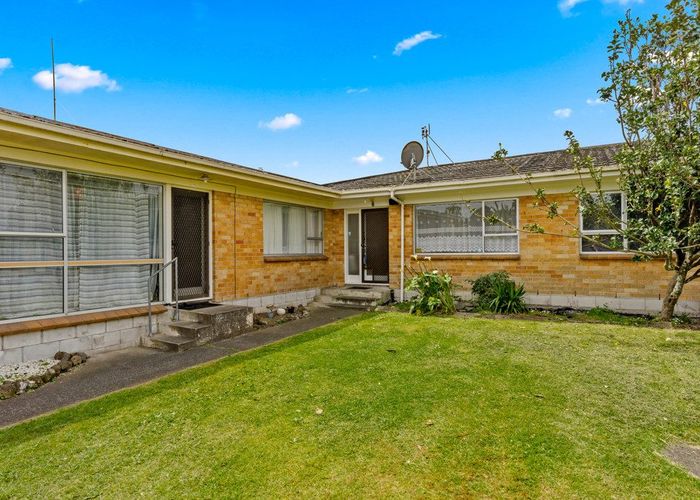  at 6/4 Panorama Road, Mount Wellington, Auckland