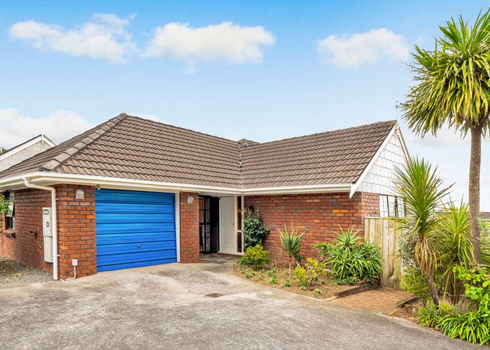  at 1/9 Majesty Place, Half Moon Bay, Auckland