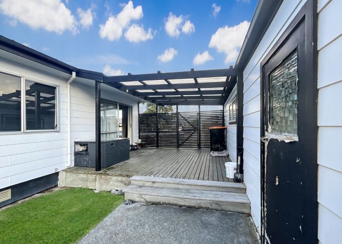  at 31 Acacia Street, Kelvin Grove, Palmerston North, Manawatu / Whanganui