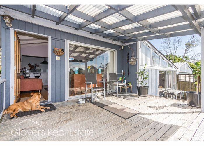  at 7 Clayburn Road, Glen Eden, Auckland