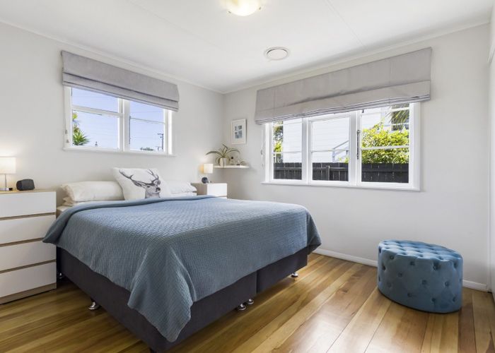  at 18 Inglewood Street, Wai o Taiki Bay, Auckland