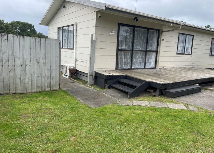  at 1/100 Shifnal Drive, Randwick Park, Auckland