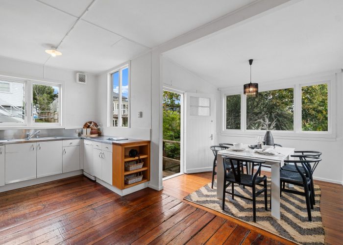  at 11 Leighton St, Grey Lynn, Auckland City, Auckland