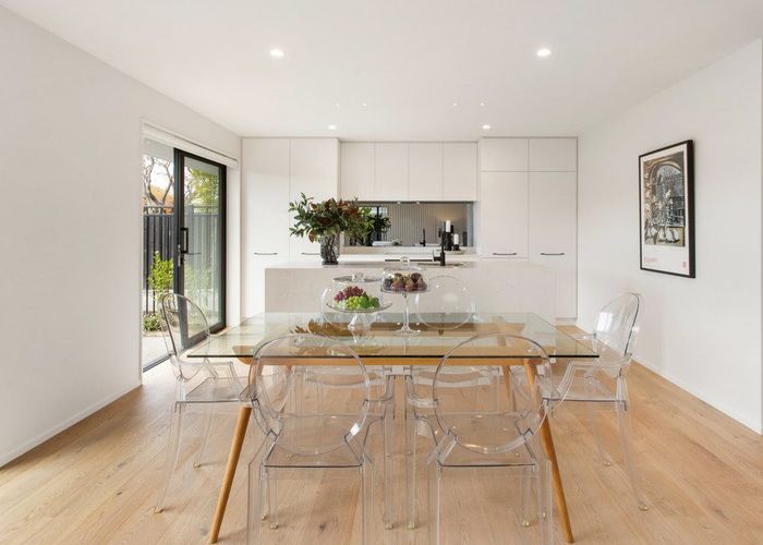  at 1/83 Winchester Street, Merivale, Christchurch City, Canterbury
