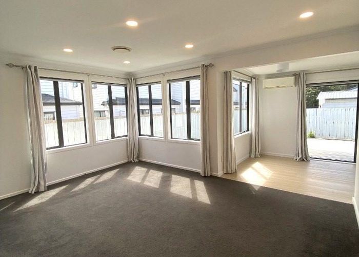  at 1/10 Avis Avenue, Papatoetoe, Manukau City, Auckland