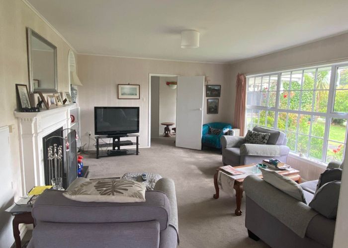 at 3 Meadway, Sunnyhills, Manukau City, Auckland