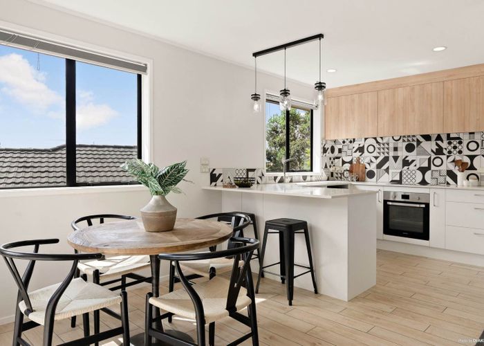  at 6 Dovey Place, Massey, Waitakere City, Auckland