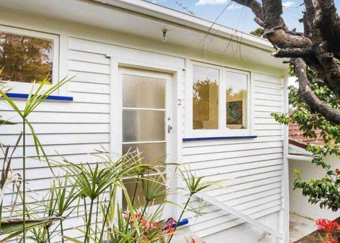  at 2/32 Michaels Avenue, Ellerslie, Auckland City, Auckland