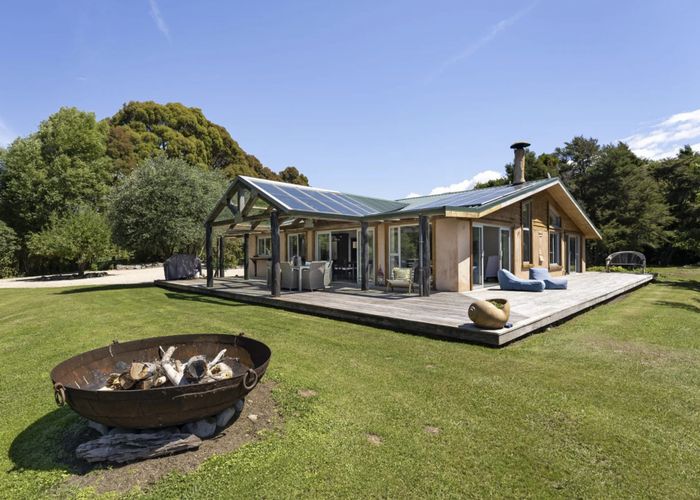  at 96 Fraser Road, Rangihaeata, Takaka