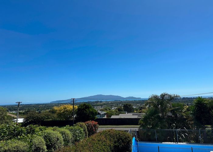  at 11 Kotare Street, Waikanae