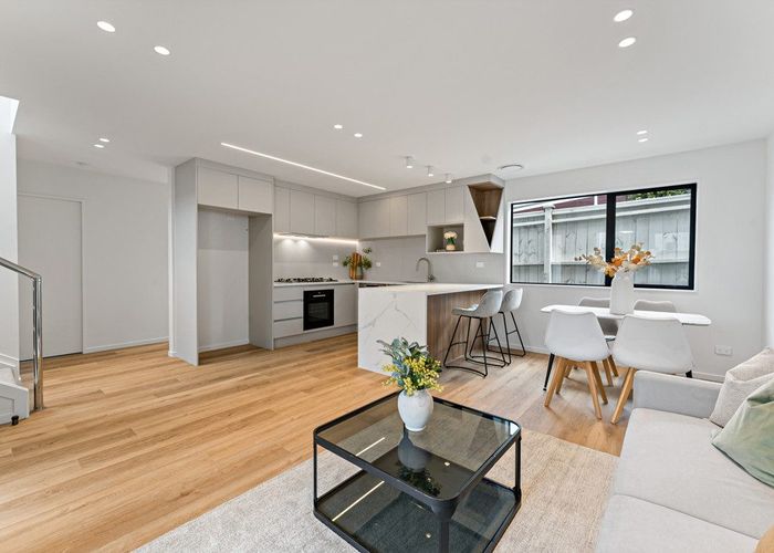  at 15e Amaru Road, One Tree Hill, Auckland City, Auckland