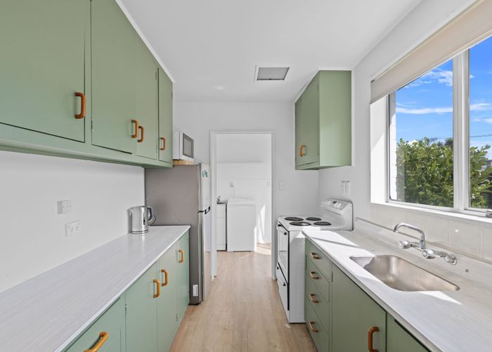  at 1/110 Caledonian Road, St Albans, Christchurch