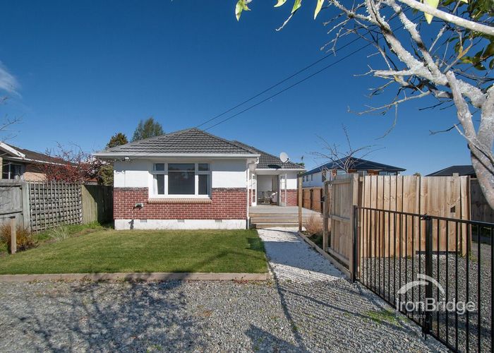  at 1/84 Travis Road, Burwood, Christchurch City, Canterbury