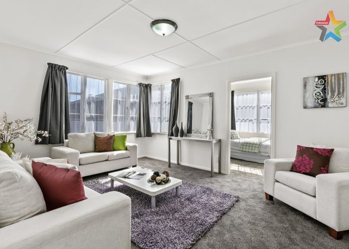  at 9 Rumgay Street, Fairfield, Lower Hutt