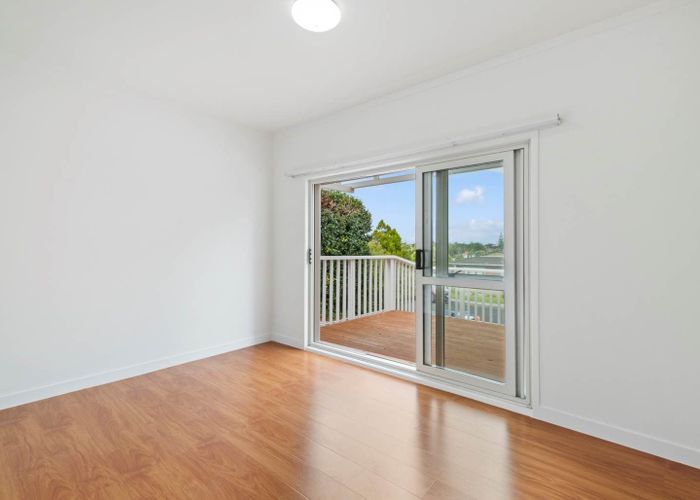 at 20A Woodcote Dr, Glenfield, North Shore City, Auckland
