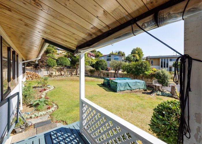  at 15 Esmae Place, Dinsdale, Hamilton