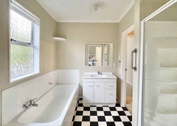  at 26 The Avenue, Otaki Beach, Otaki