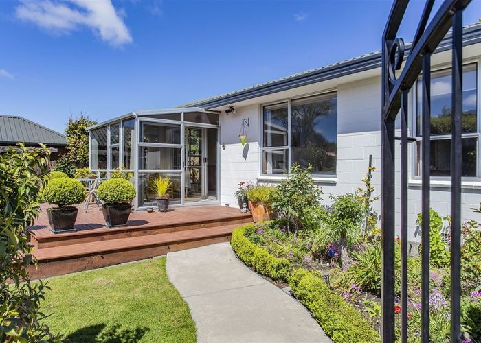  at 2/54 Sapphire Street, Casebrook, Christchurch City, Canterbury