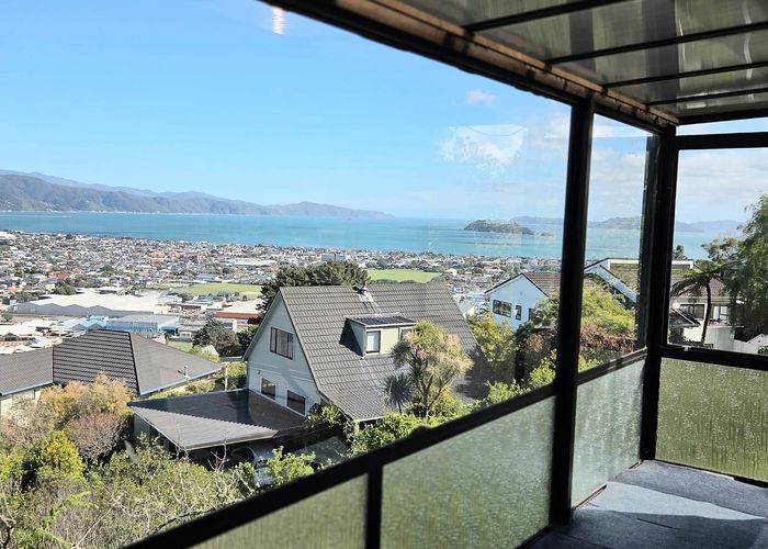  at 3 Chestnut Grove, Maungaraki, Lower Hutt, Wellington