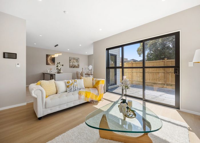  at 60A Hutchinsons Road, Bucklands Beach, Manukau City, Auckland