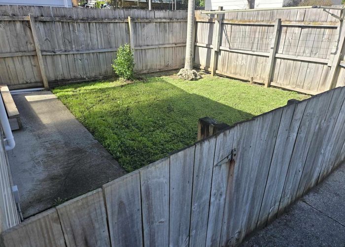  at 53c Woodglen Road, Glen Eden, Waitakere City, Auckland